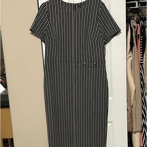 Timeless, black-and-white, striped banana, republic, short sleeve dress
